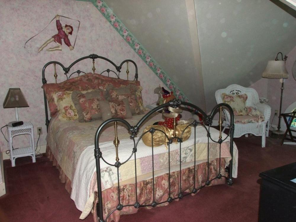 San Andreas Robin'S Nest Bed & Breakfast חדר תמונה